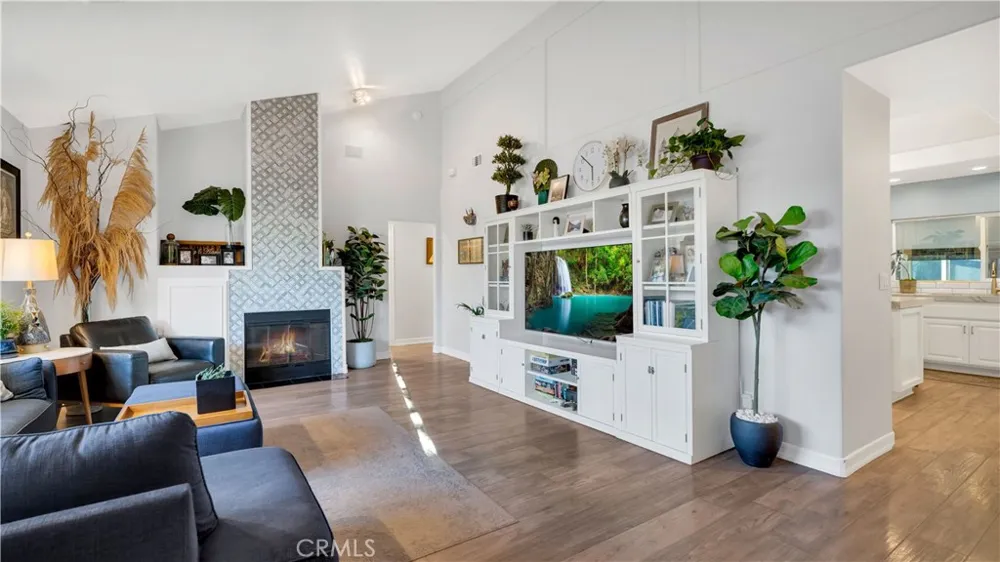 12871 Loretta Drive Santa Ana, CA 92705