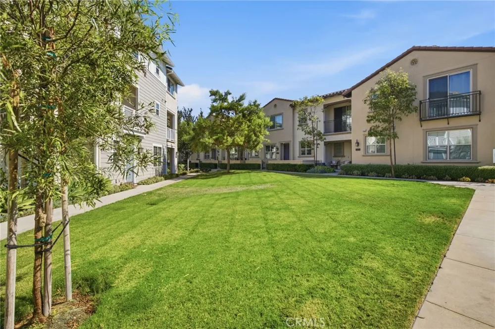 414 Lucent Stanton, CA 90680