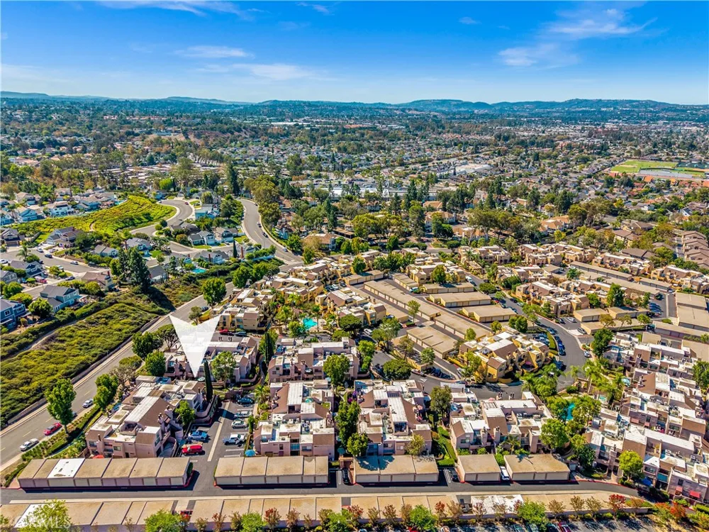 25761 Le Parc #23 Lake Forest, CA 92630