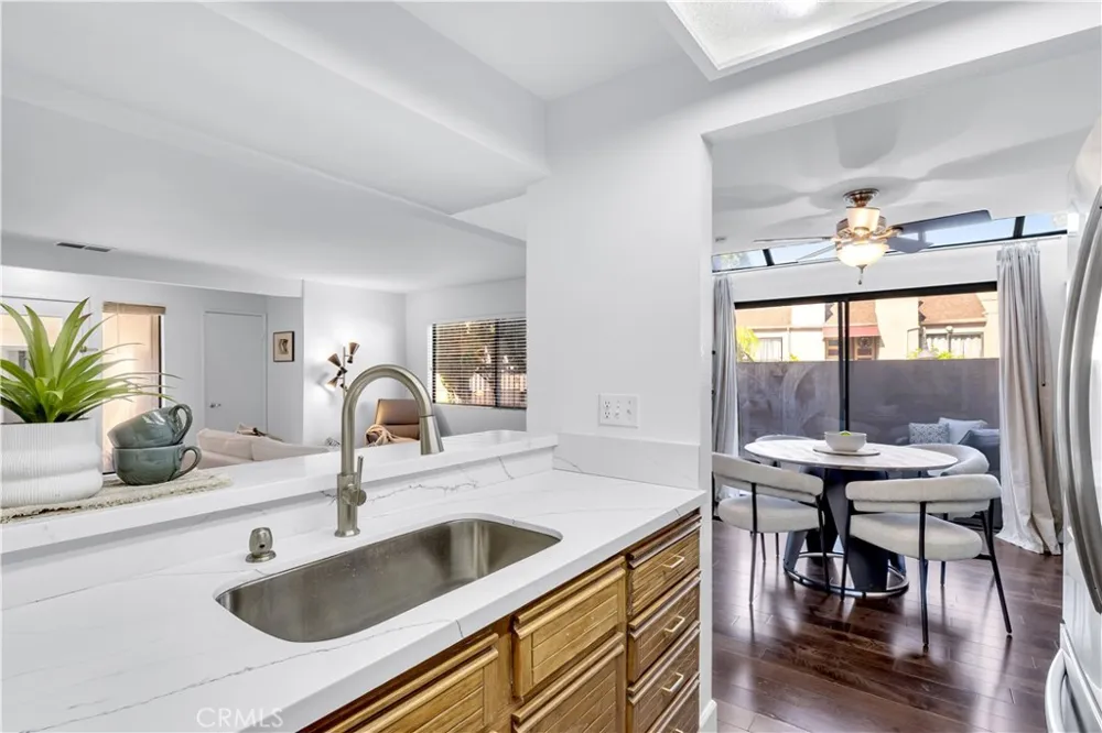 25761 Le Parc #23 Lake Forest, CA 92630