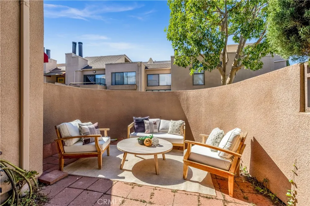 25761 Le Parc #23 Lake Forest, CA 92630