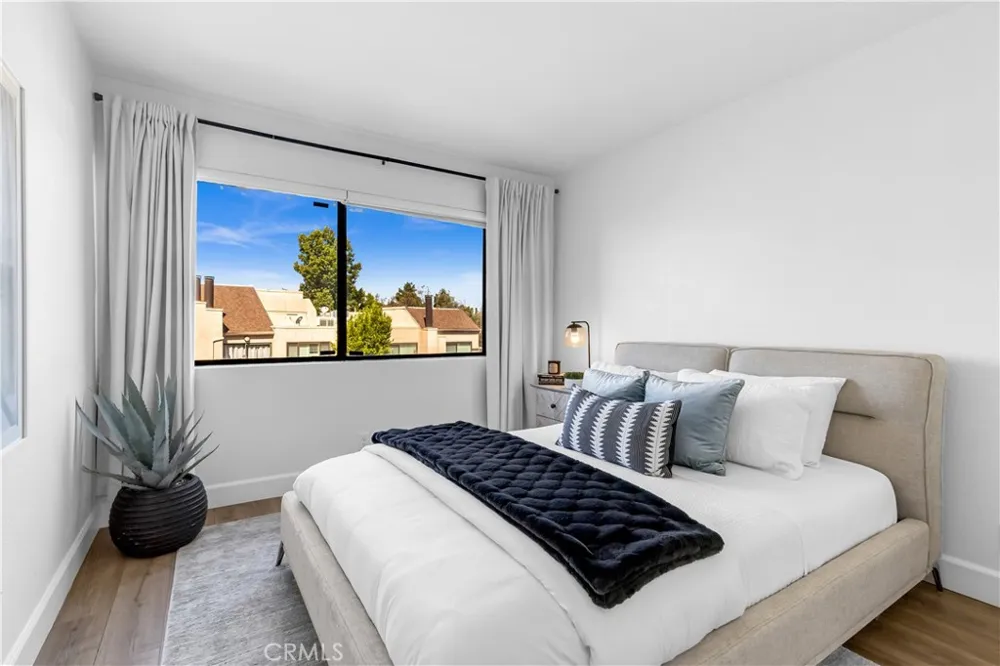 25761 Le Parc #23 Lake Forest, CA 92630