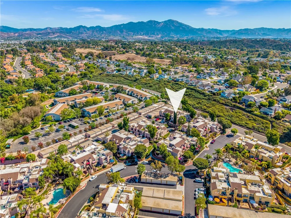 25761 Le Parc #23 Lake Forest, CA 92630
