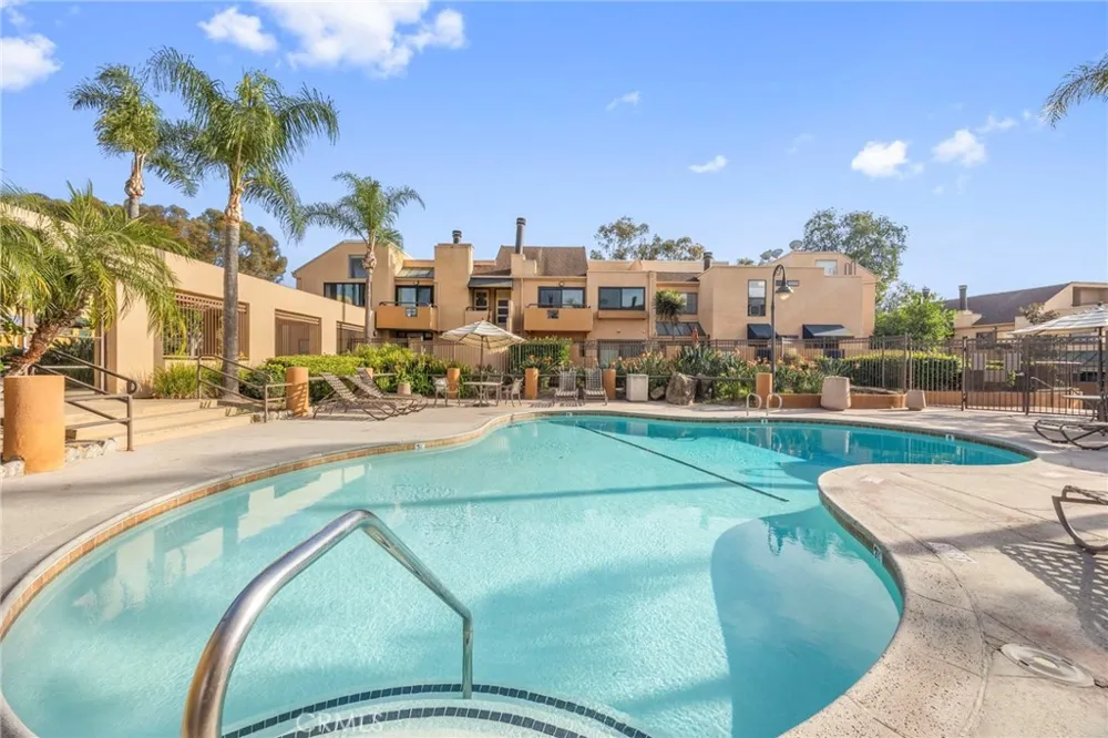 25761 Le Parc #23 Lake Forest, CA 92630