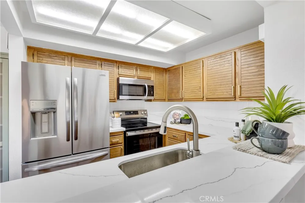 25761 Le Parc #23 Lake Forest, CA 92630