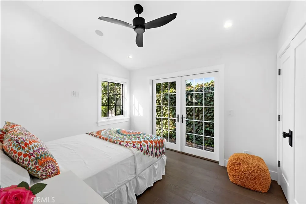 156 Pearl Street Laguna Beach, CA 92651