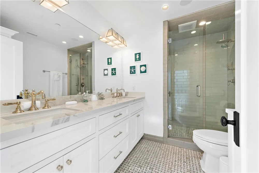 156 Pearl Street Laguna Beach, CA 92651