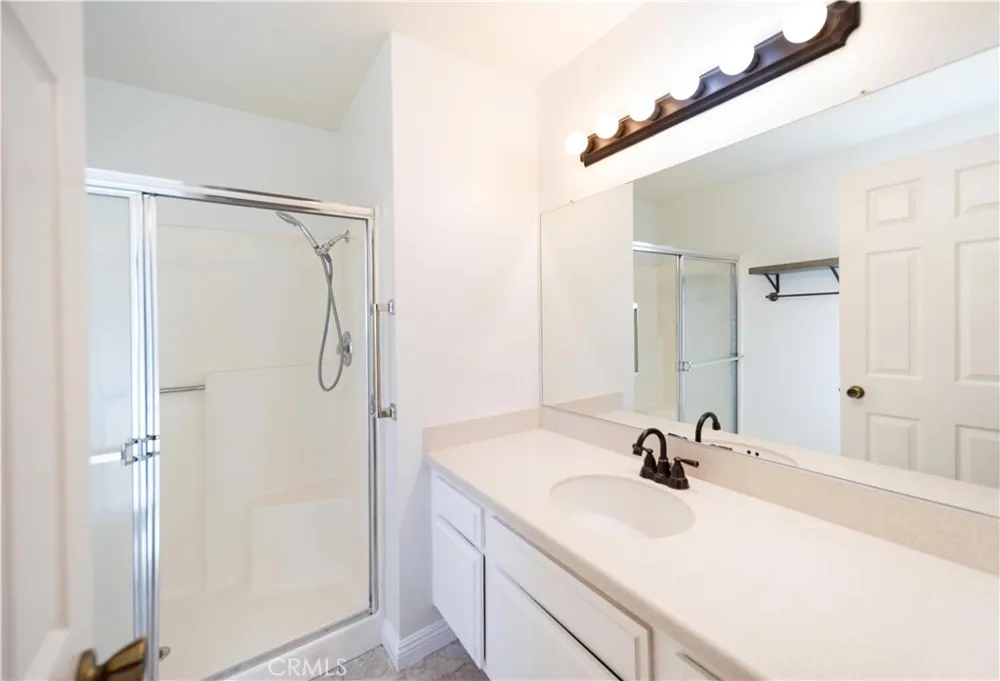 28308 Via Cascadita Romoland, CA 92585