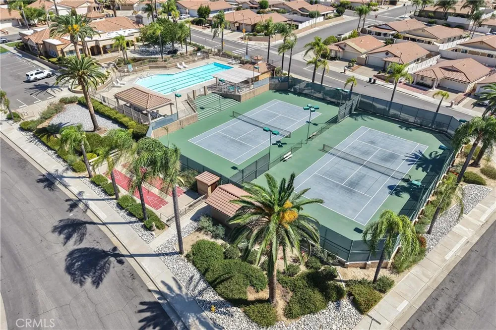 28308 Via Cascadita Romoland, CA 92585