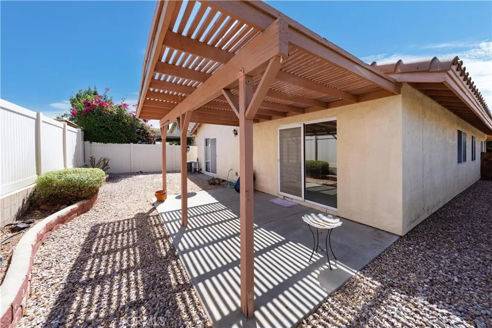 28308 Via Cascadita Romoland, CA 92585