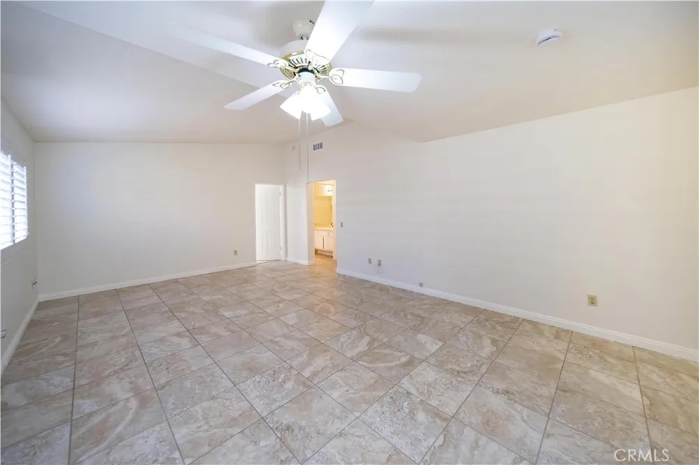 28308 Via Cascadita Romoland, CA 92585