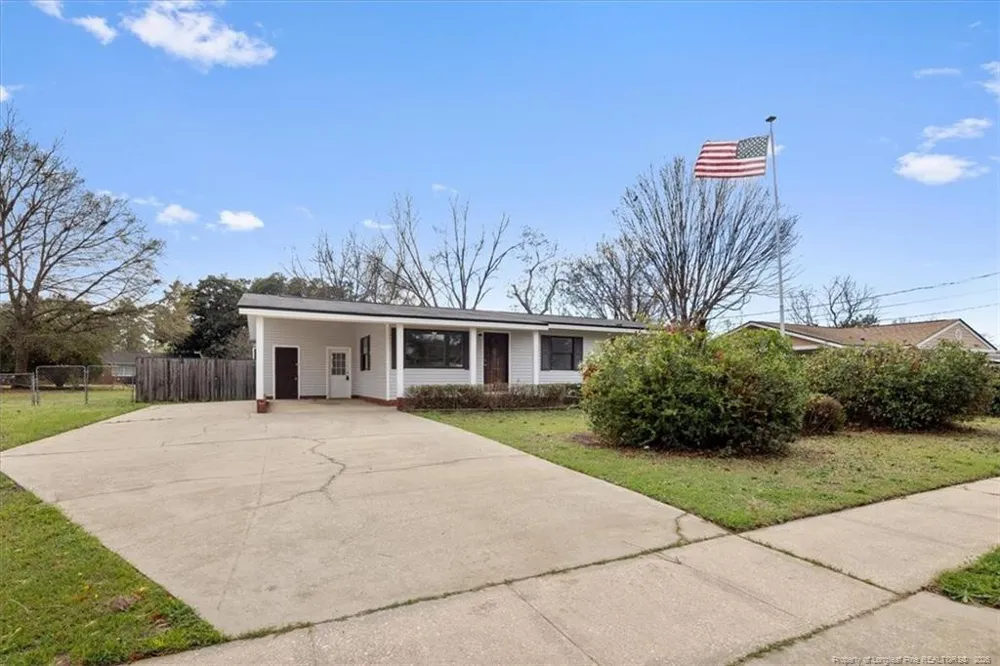 742 Newport Road Fayetteville, NC 28314
