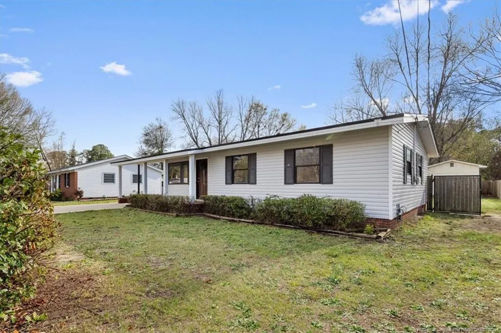 742 Newport Road Fayetteville, NC 28314