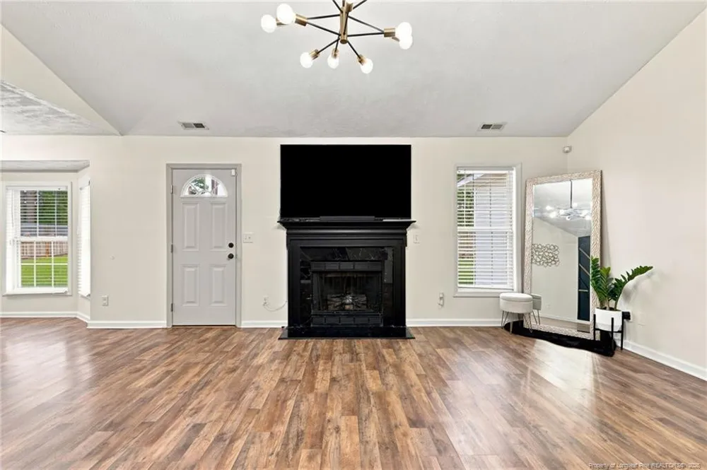 1539 Clan Campbell Drive Raeford, NC 28376