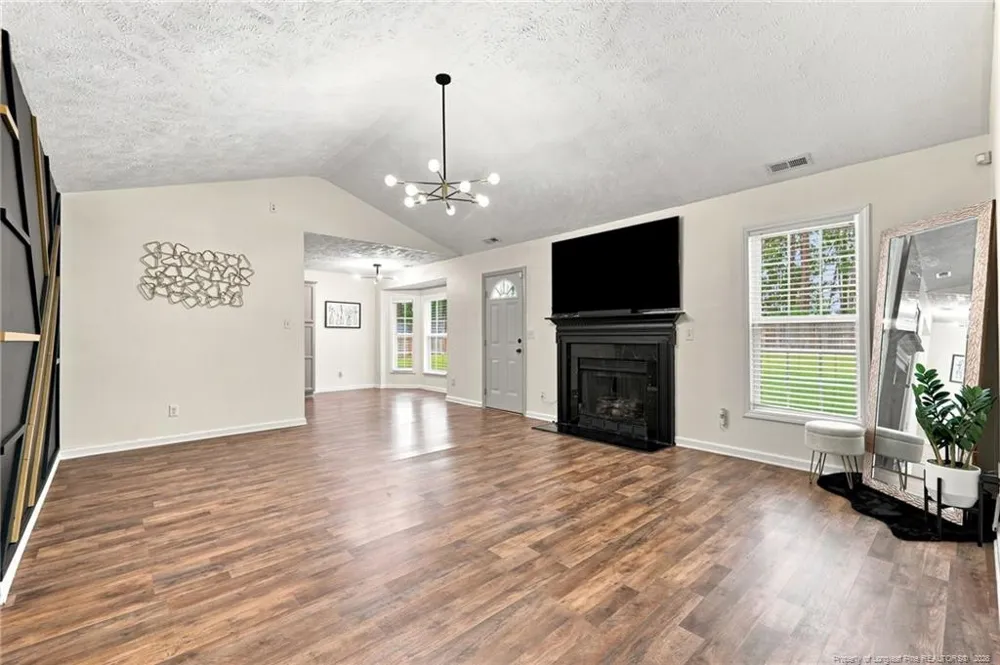 1539 Clan Campbell Drive Raeford, NC 28376