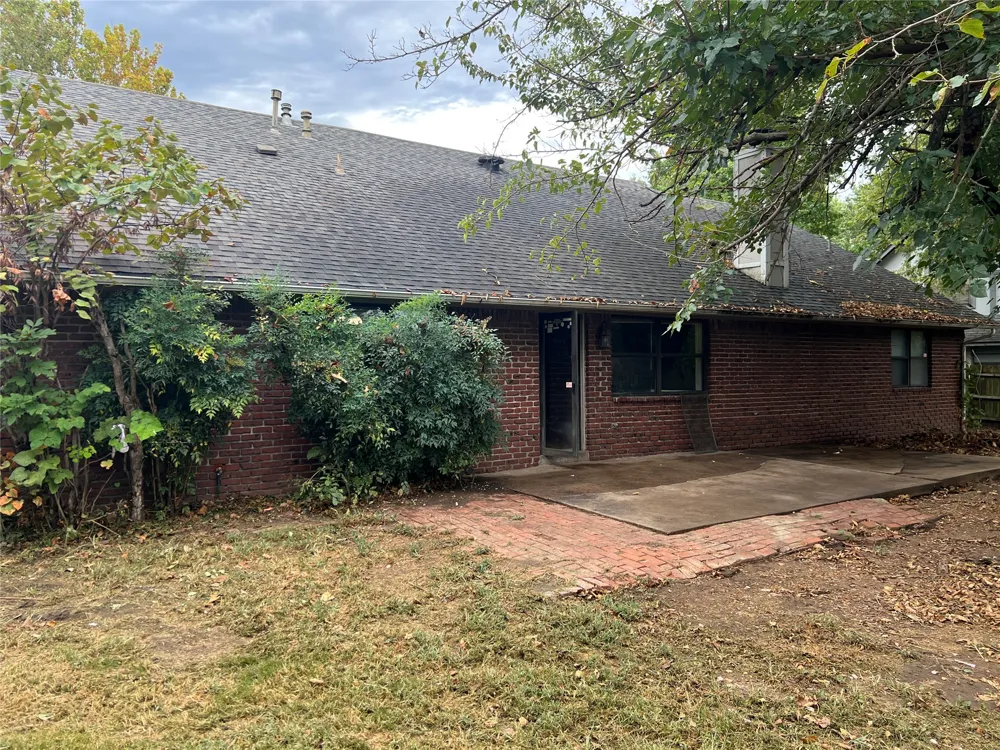 1000 S Redbud Avenue Broken Arrow, OK 74012