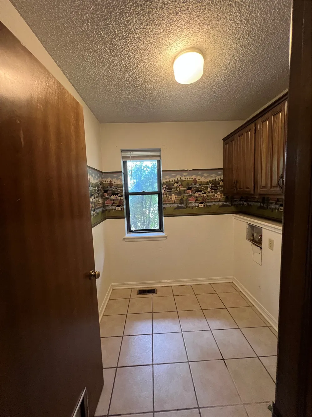 1000 S Redbud Avenue Broken Arrow, OK 74012