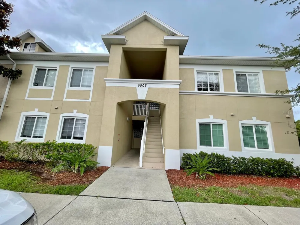 9505 NEWDALE WAY #201 Riverview, FL 33578
