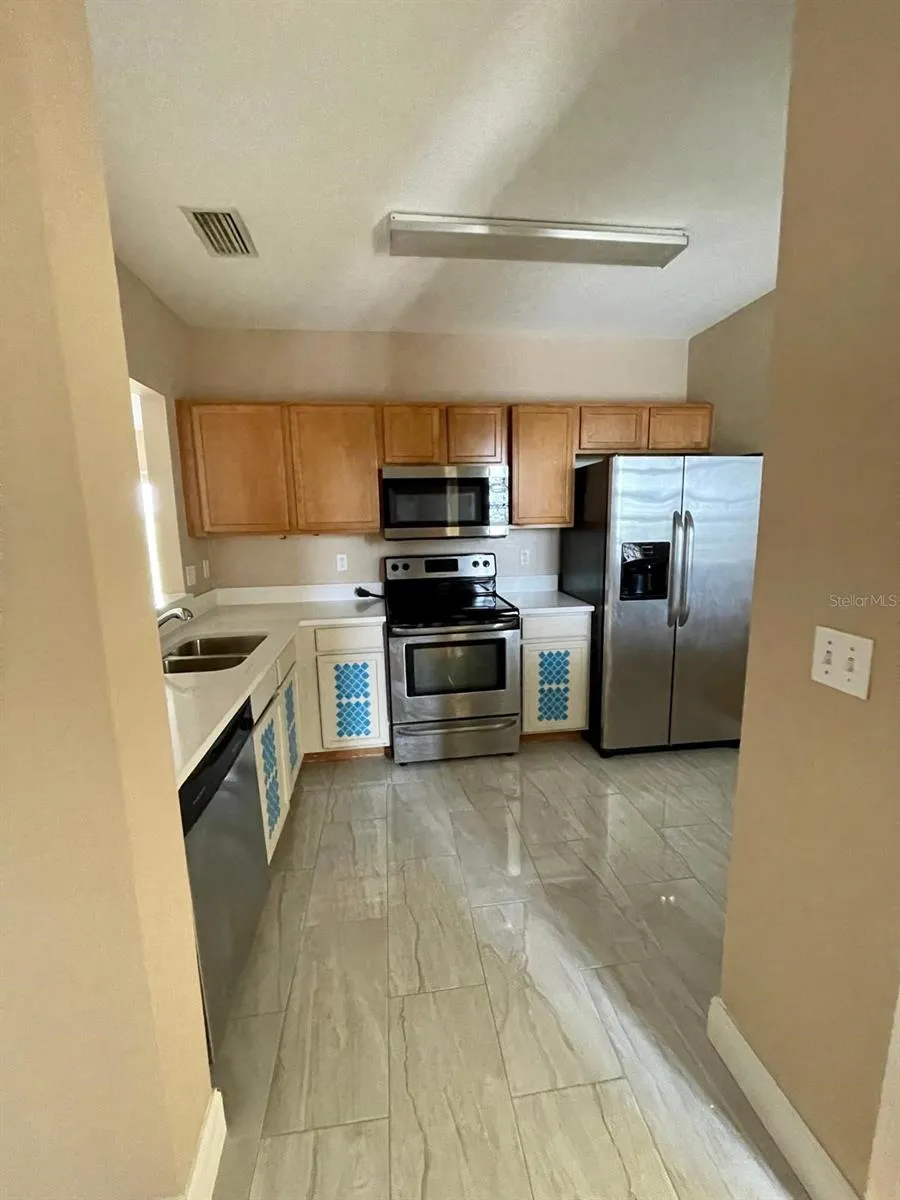 9505 NEWDALE WAY #201 Riverview, FL 33578
