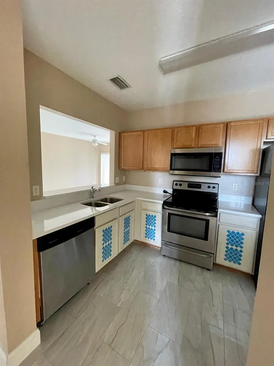 9505 NEWDALE WAY #201 Riverview, FL 33578