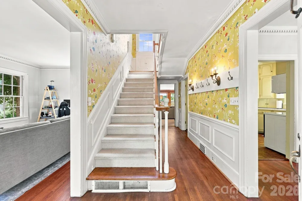 70 Edgewood Avenue NE Concord, NC 28025