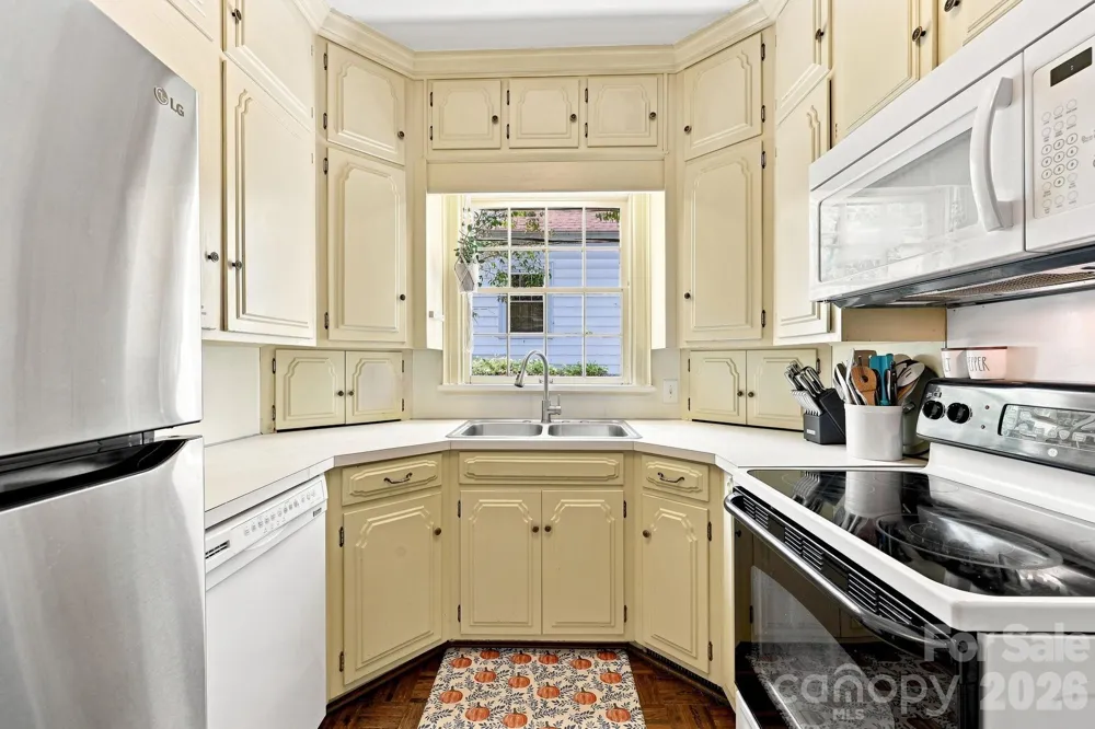 70 Edgewood Avenue NE Concord, NC 28025