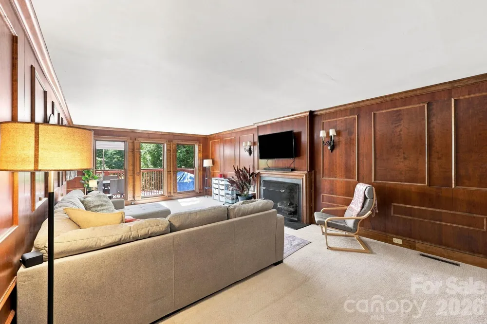70 Edgewood Avenue NE Concord, NC 28025