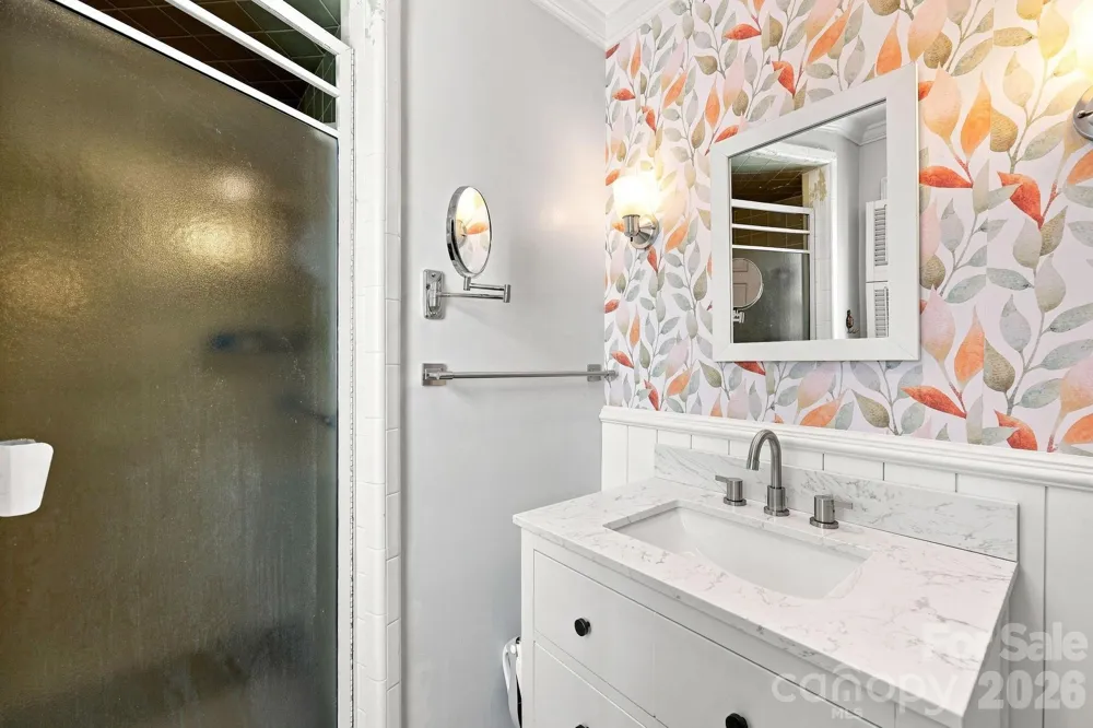 70 Edgewood Avenue NE Concord, NC 28025