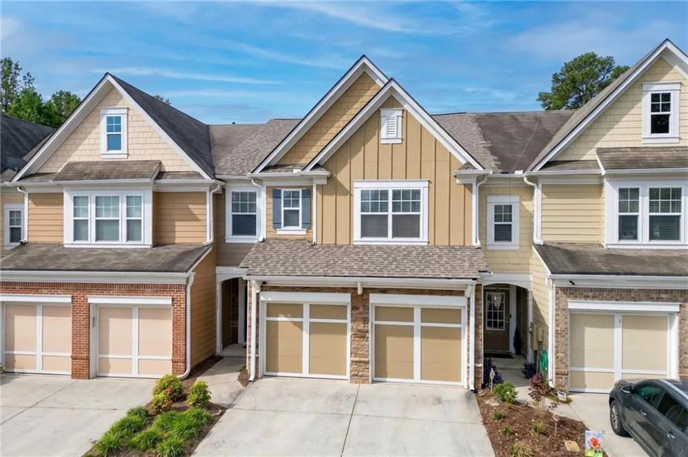 1670 Granville Court Lawrenceville, GA 30043