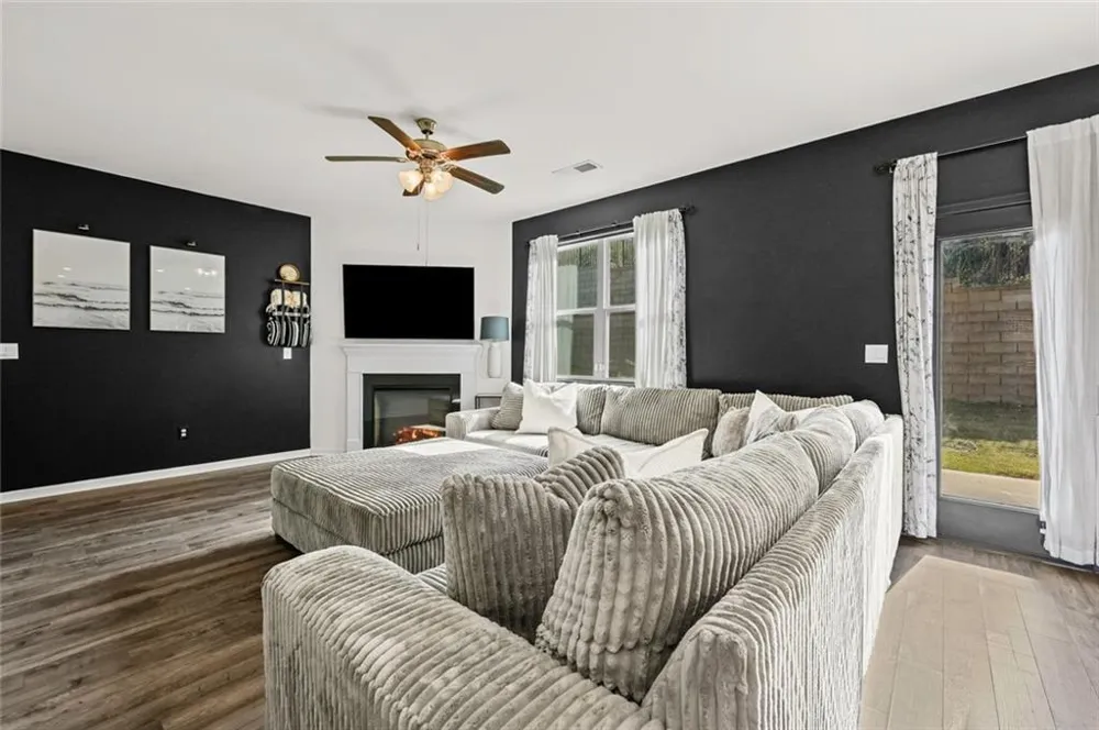 1526 Battle Brook Drive Conyers, GA 30012