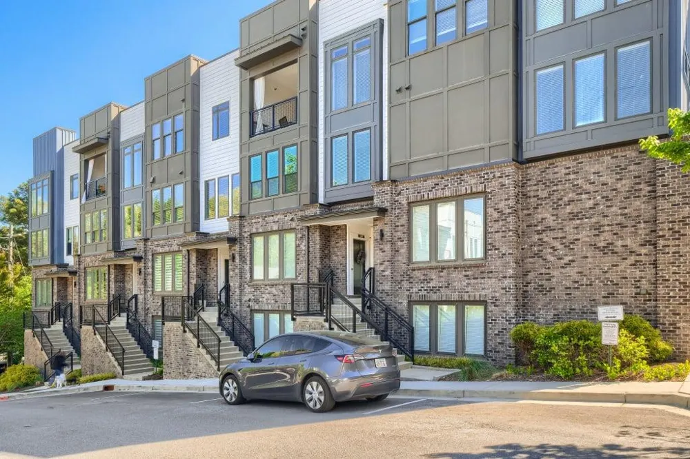 1050 Stacks Avenue SE #1506 Atlanta, GA 30315
