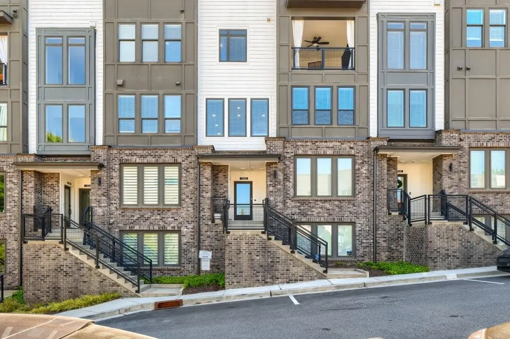 1050 Stacks Avenue SE #1506 Atlanta, GA 30315