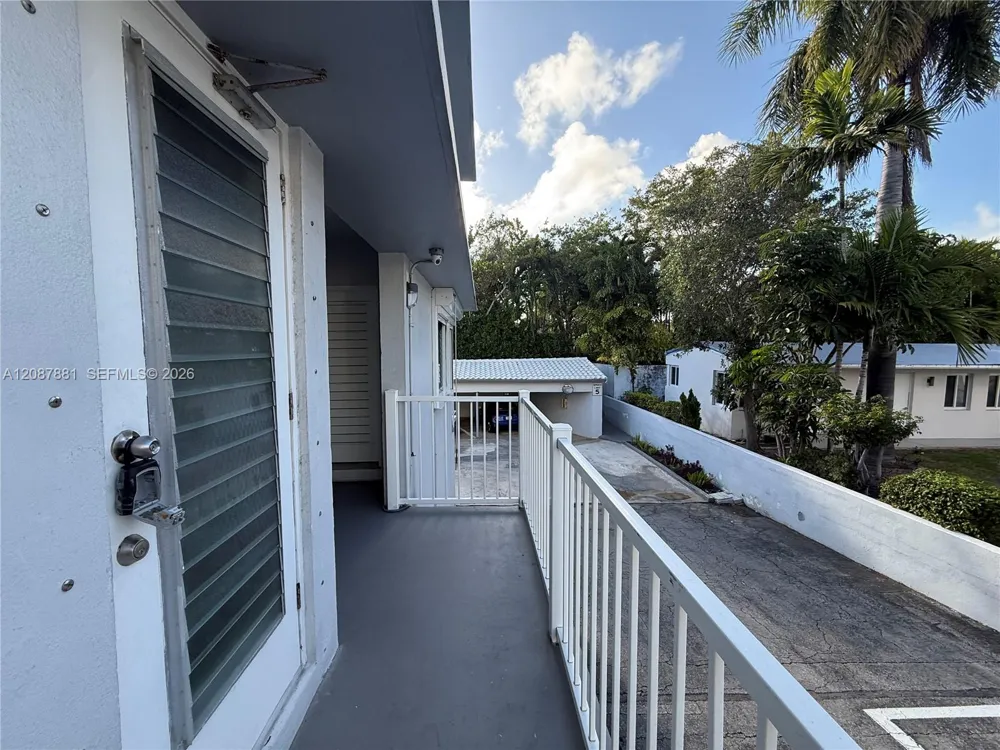 10178 Collins Ave #107 Bal Harbour, FL 33154