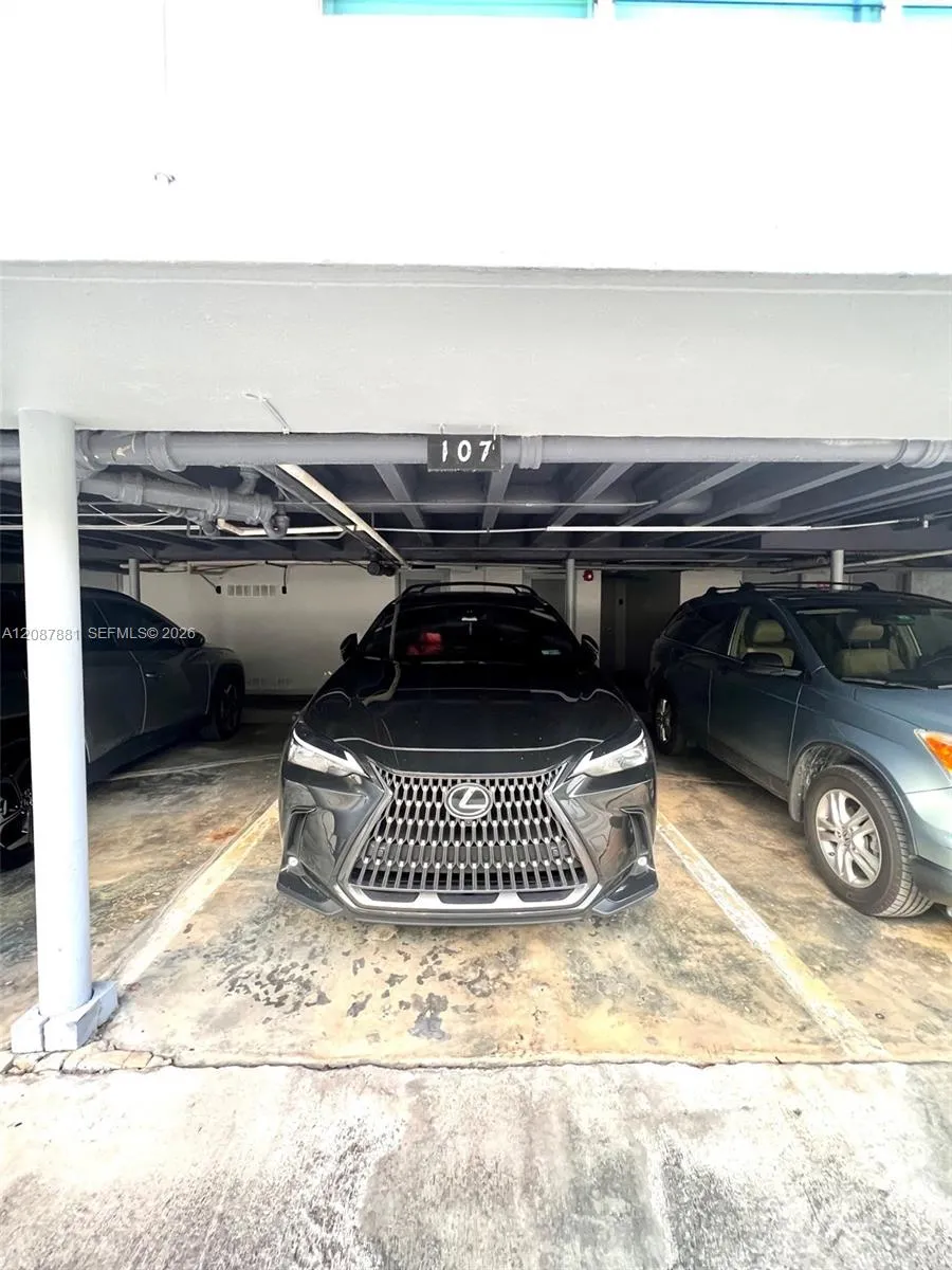 10178 Collins Ave #107 Bal Harbour, FL 33154