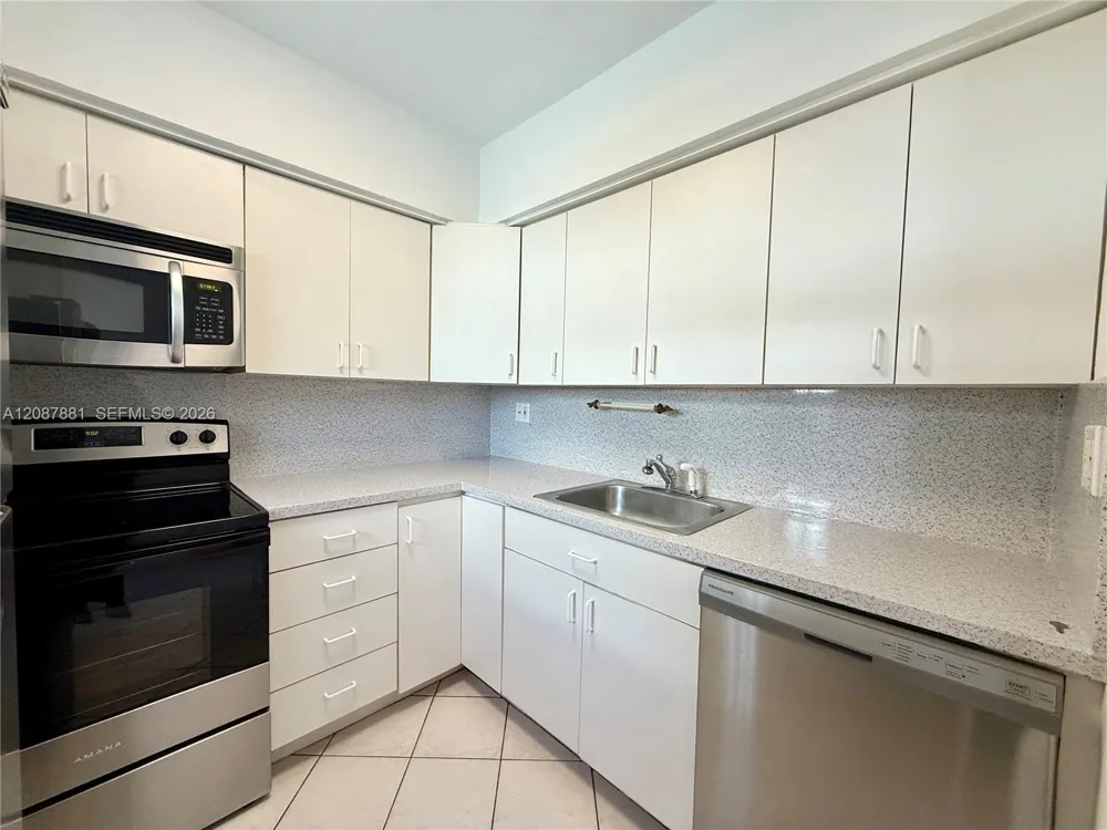 10178 Collins Ave #107 Bal Harbour, FL 33154
