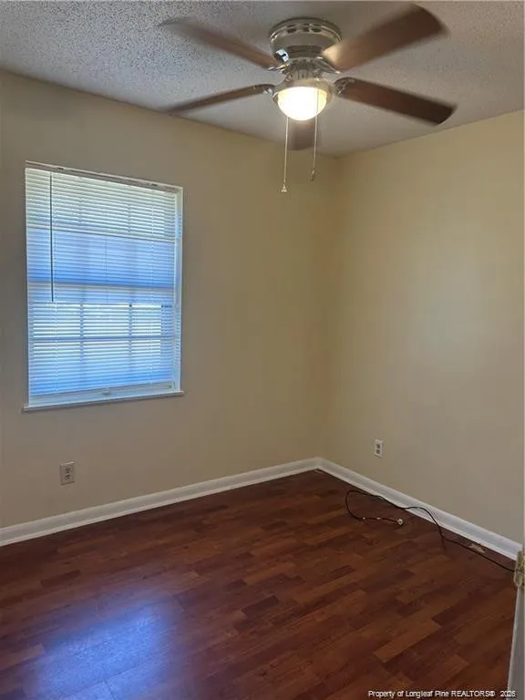 1224 E Manchester Road Spring Lake, NC 28390