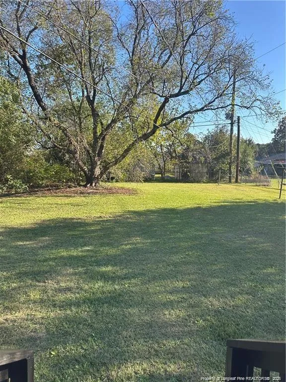 1224 E Manchester Road Spring Lake, NC 28390