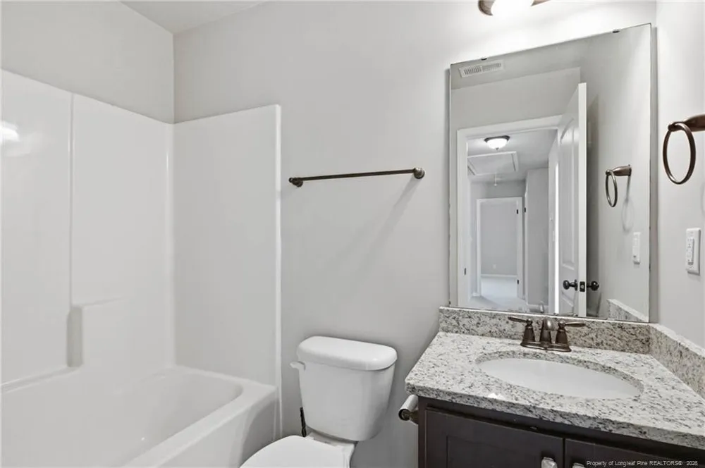 6129 Shannon Woods Way Hope Mills, NC 28348