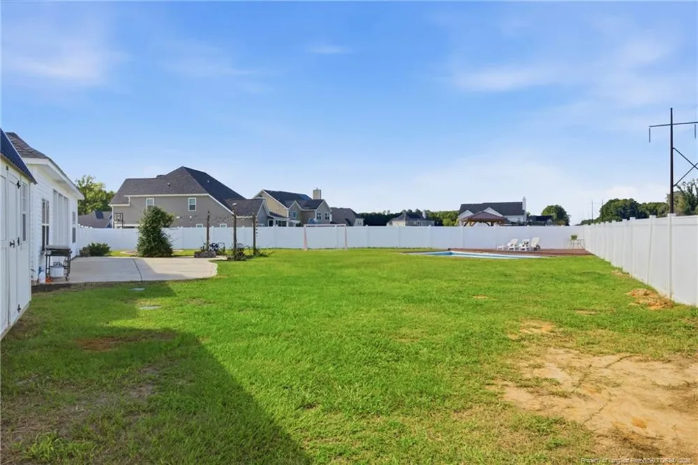 6129 Shannon Woods Way Hope Mills, NC 28348
