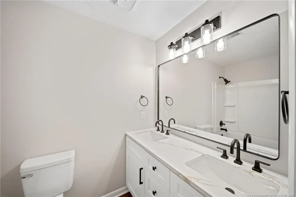 3538 Barron Way Fayetteville, NC 28311
