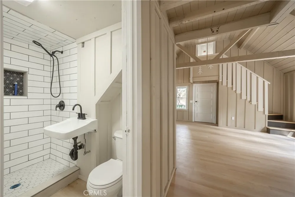 512 W Rainbow Big Bear City, CA 92314
