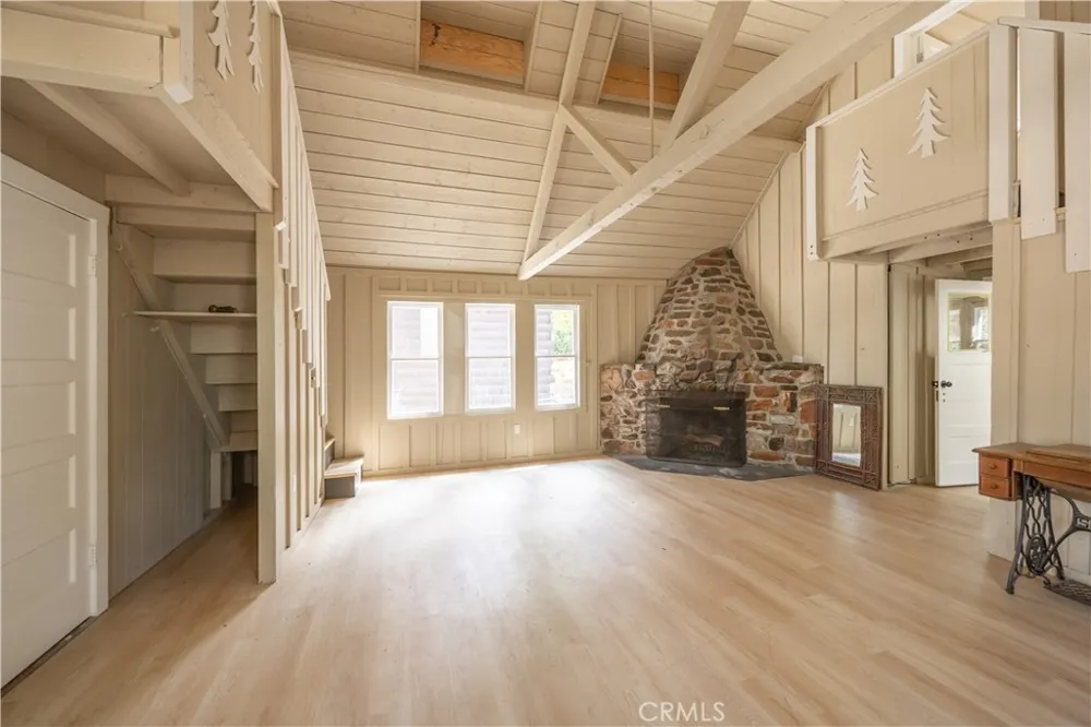 512 W Rainbow Big Bear City, CA 92314