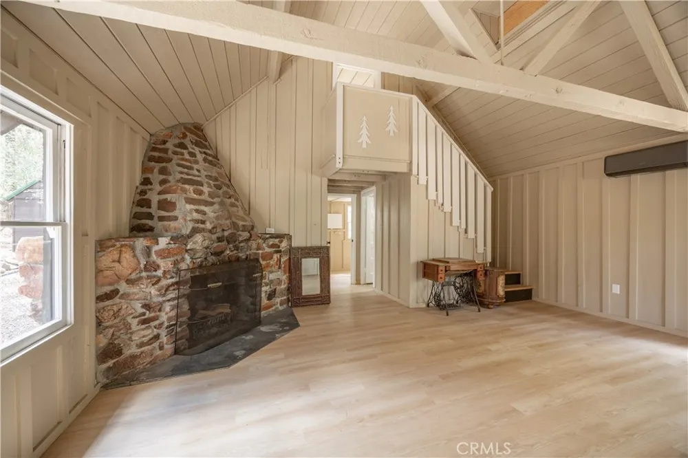 512 W Rainbow Big Bear City, CA 92314
