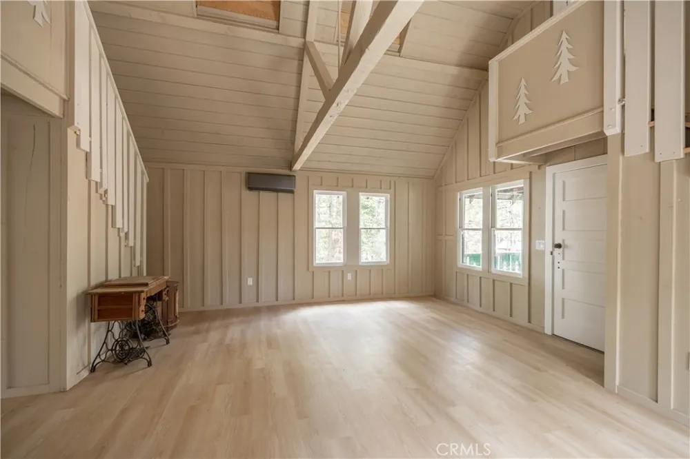 512 W Rainbow Big Bear City, CA 92314