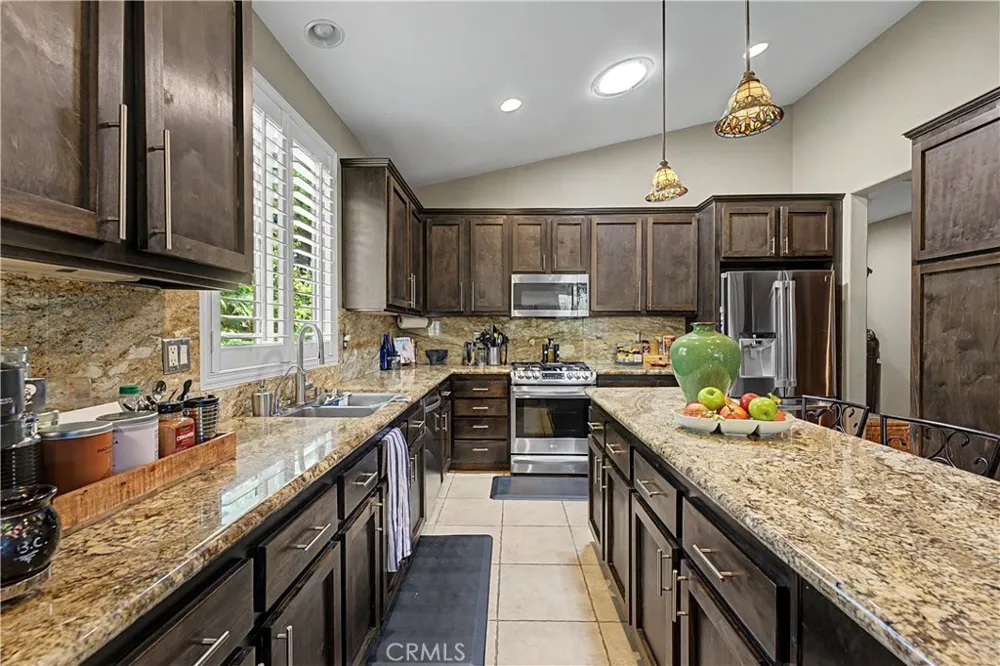 445 Bjorn Court Hemet, CA 92545