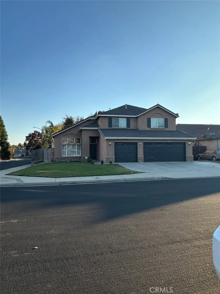 1856 Decatur Clovis, CA 93611