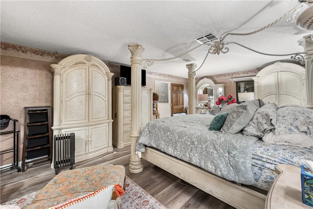 125 Lakeview Palmdale, CA 93551