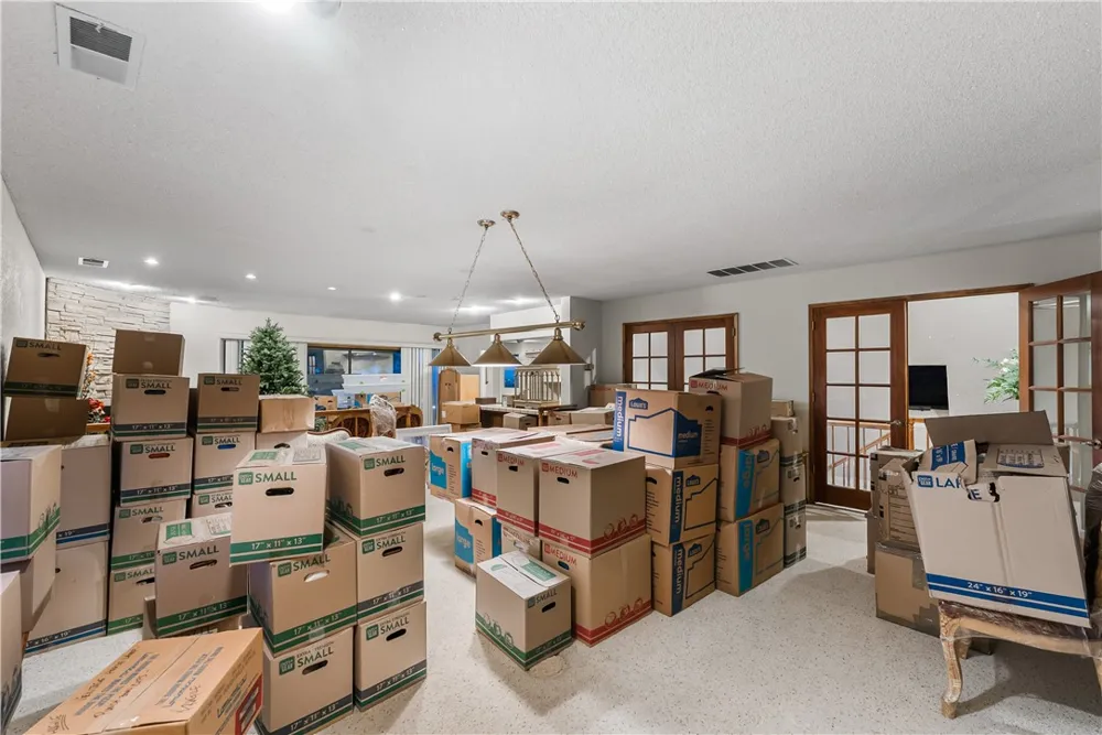 125 Lakeview Palmdale, CA 93551