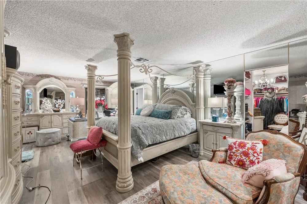 125 Lakeview Palmdale, CA 93551