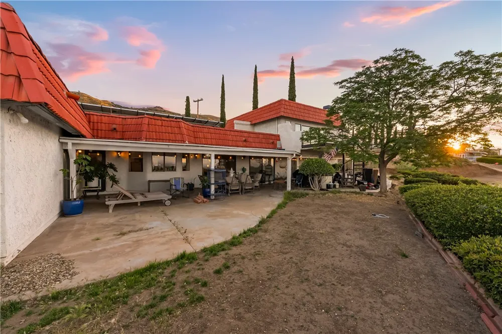 125 Lakeview Palmdale, CA 93551